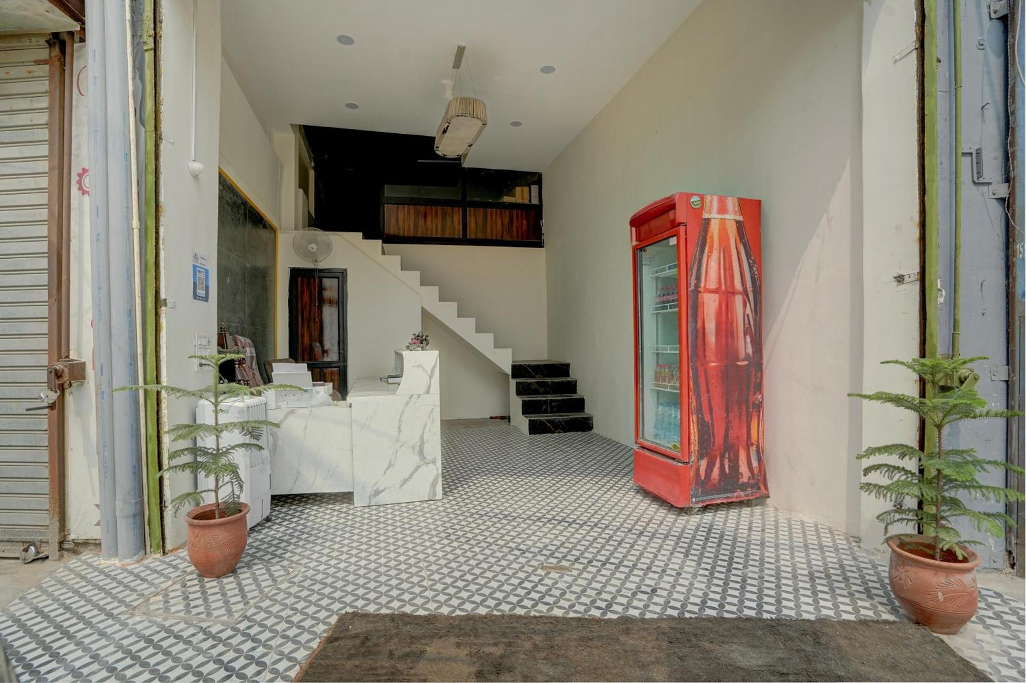 Hotel O Orchid Ludhijána Kültér fotó